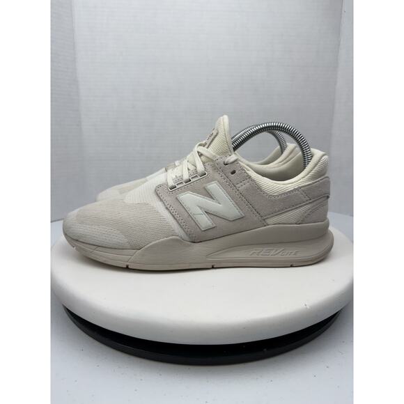 New Balance Women’s Size 8 Revlite 247 Off White Cream Running Shoes Trainers - Picture 1 of 12